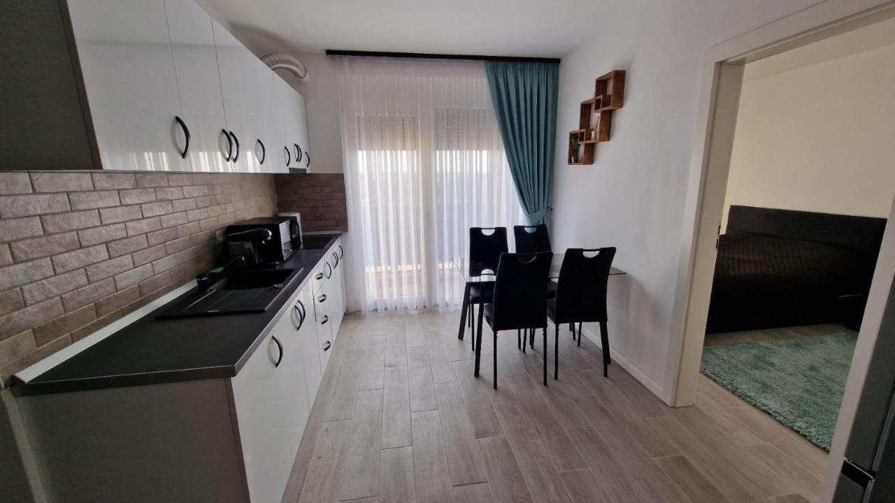 West Homes 36 Oradea Bagian luar foto
