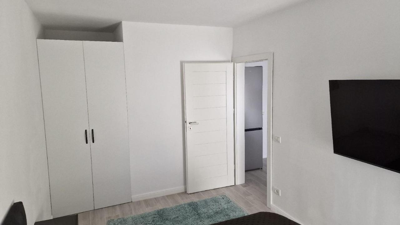 West Homes 36 Oradea Bagian luar foto