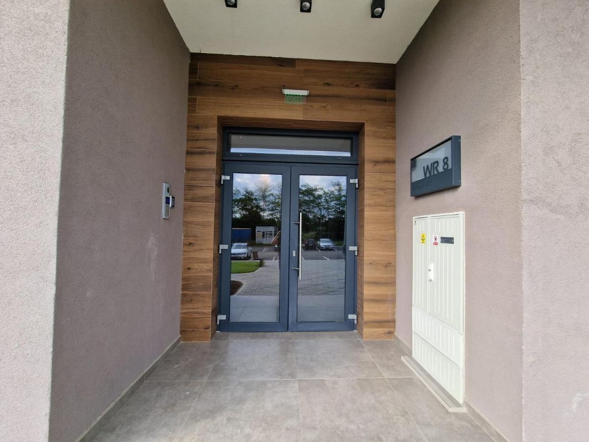 West Homes 36 Oradea Bagian luar foto